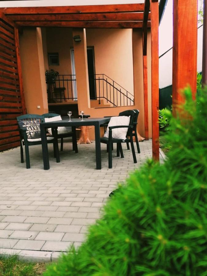 Apartmany Pri Auparku Piest'any Eksteriør billede