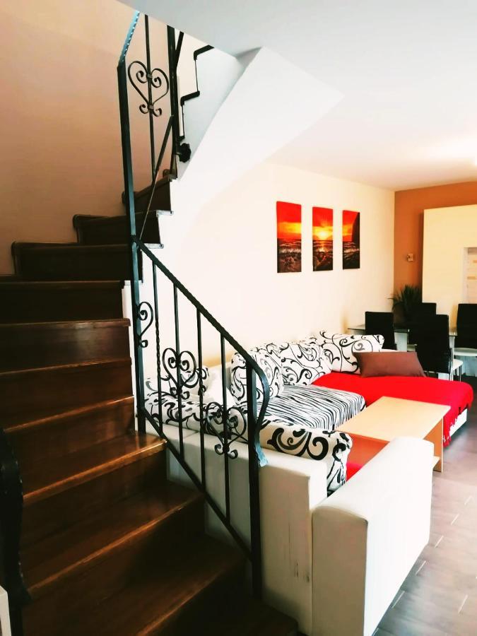 Apartmany Pri Auparku Piest'any Eksteriør billede