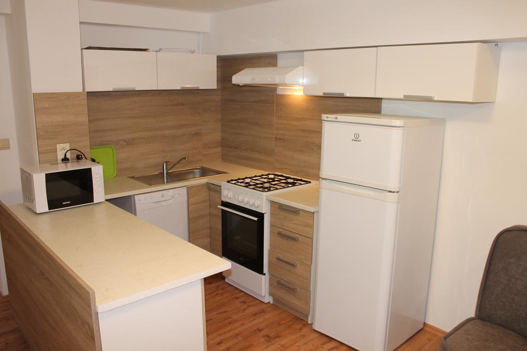 Apartmany Pri Auparku Piest'any Eksteriør billede